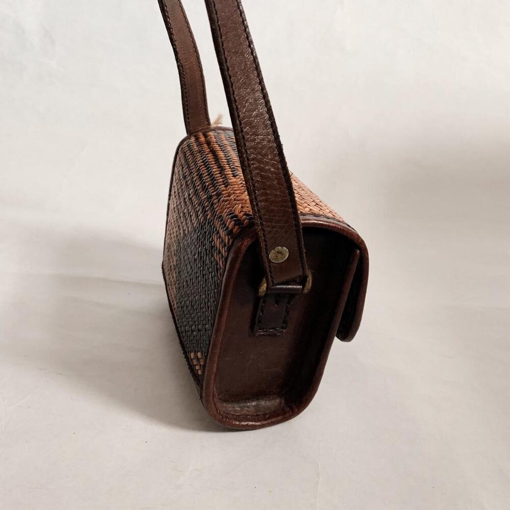 Vintage Boho Rattan Crossbody - Picture 6 of 7